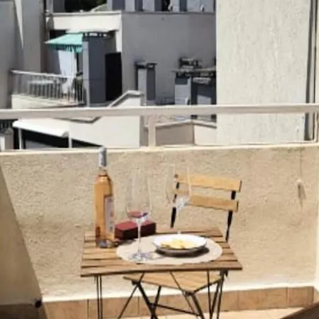 Apartment For 2 People *